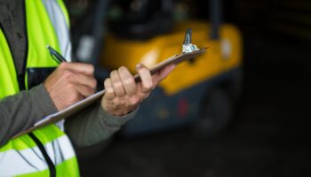 Filtr węglowy do masek – niezawodna ochrona dróg oddechowych